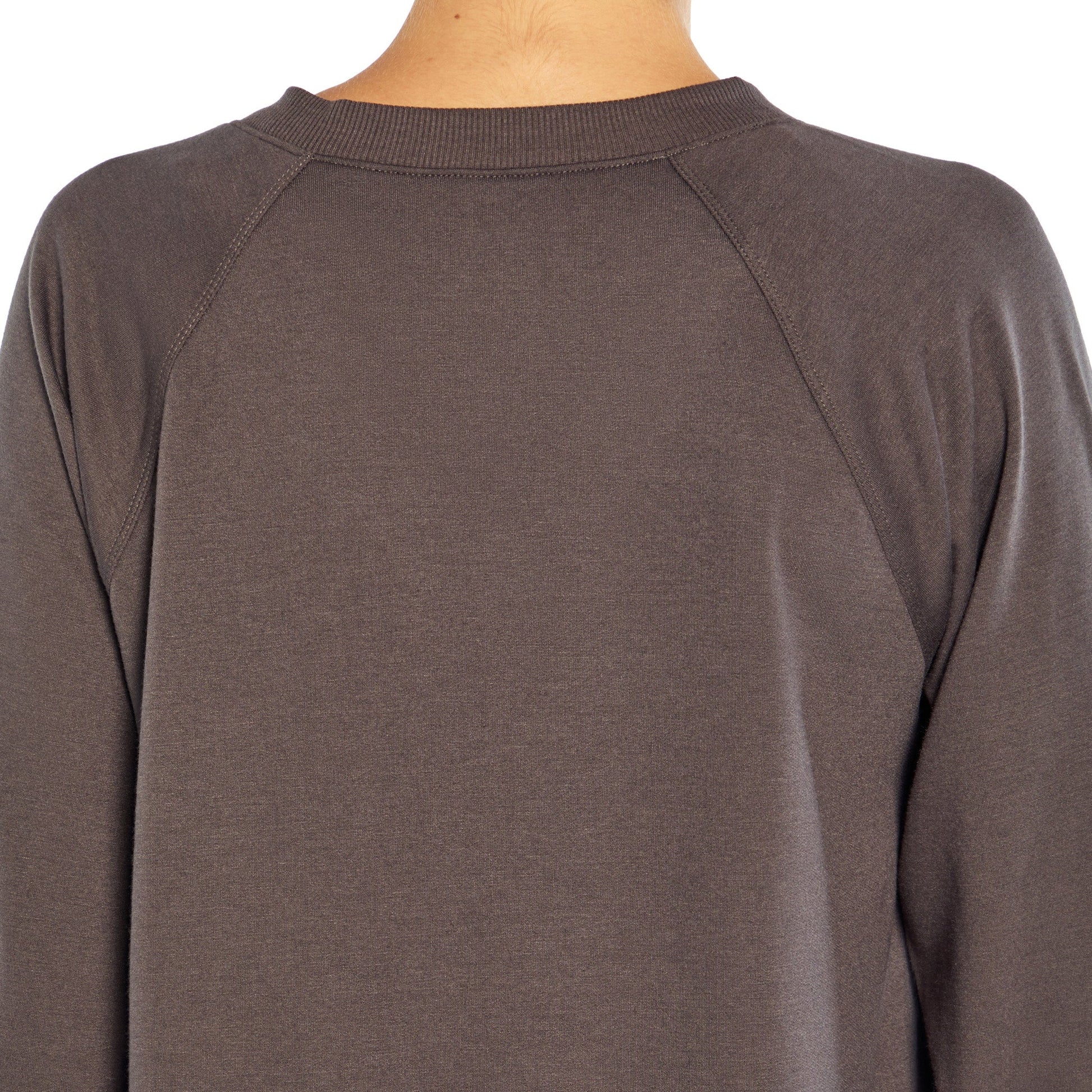 Desi Pullover V-Neck With Raglan Long Sleeves - Zealous